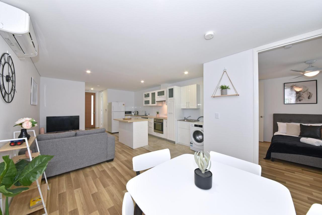 2X2 Modern Apartment Near Airport And City 퍼스 외부 사진