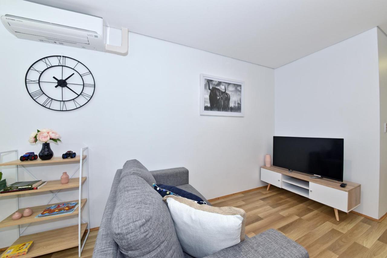 2X2 Modern Apartment Near Airport And City 퍼스 외부 사진