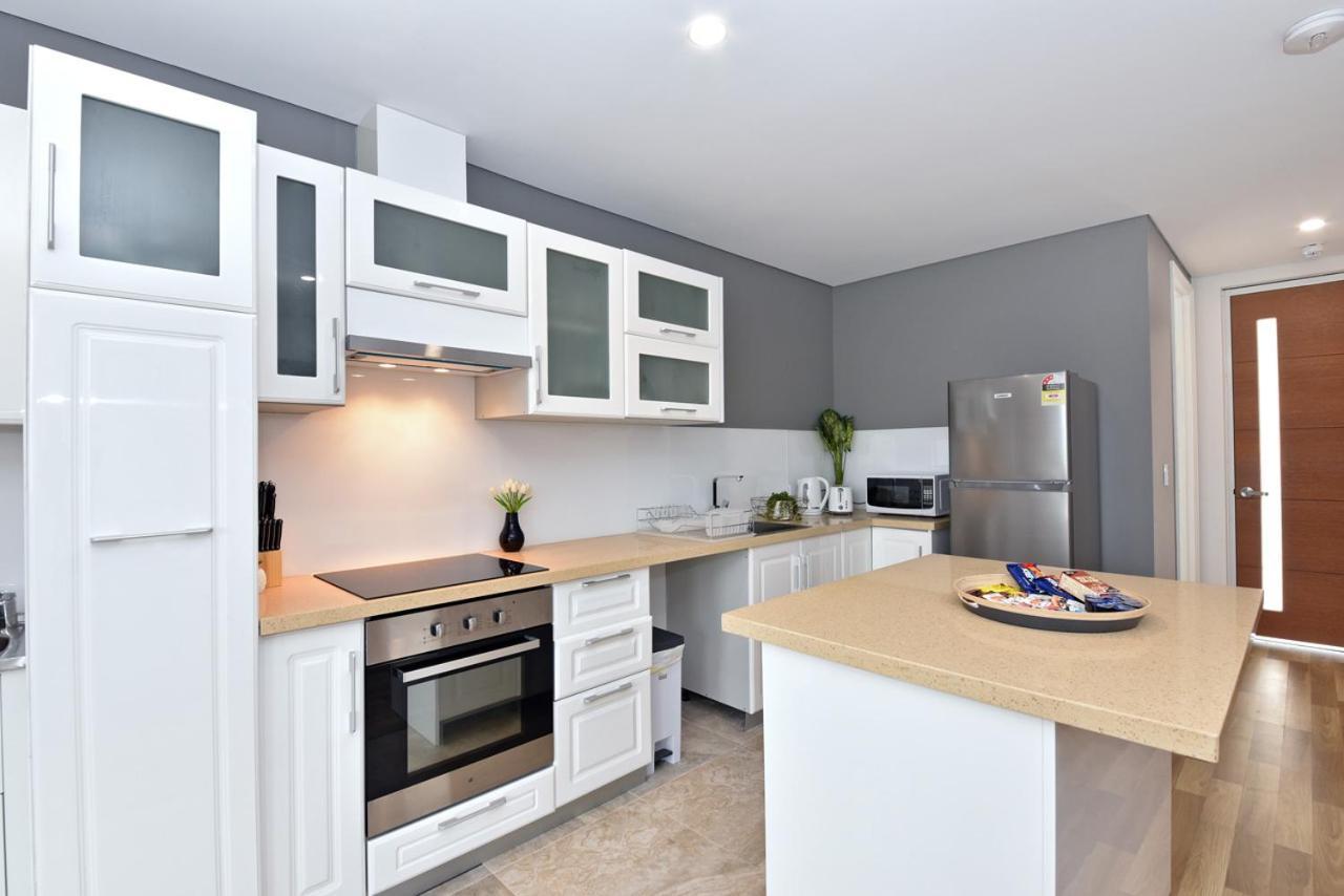 2X2 Modern Apartment Near Airport And City 퍼스 외부 사진