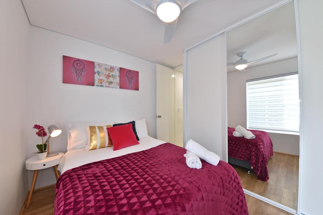 2X2 Modern Apartment Near Airport And City 퍼스 외부 사진