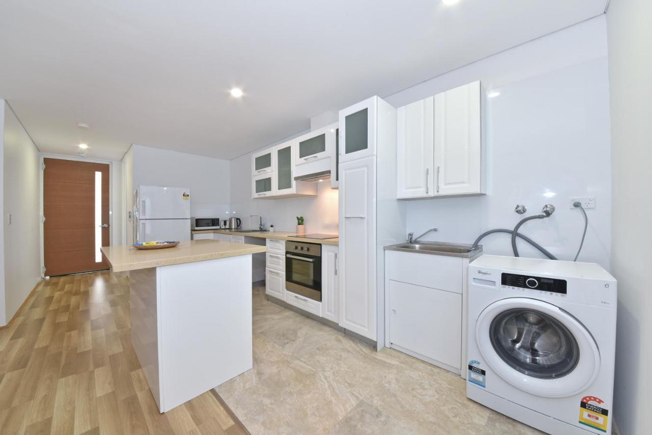 2X2 Modern Apartment Near Airport And City 퍼스 외부 사진