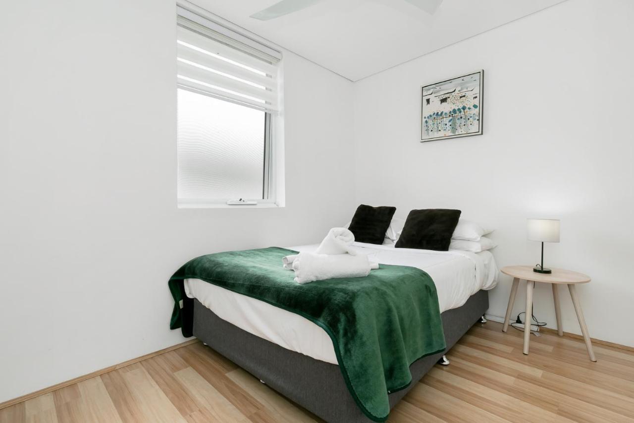 2X2 Modern Apartment Near Airport And City 퍼스 외부 사진