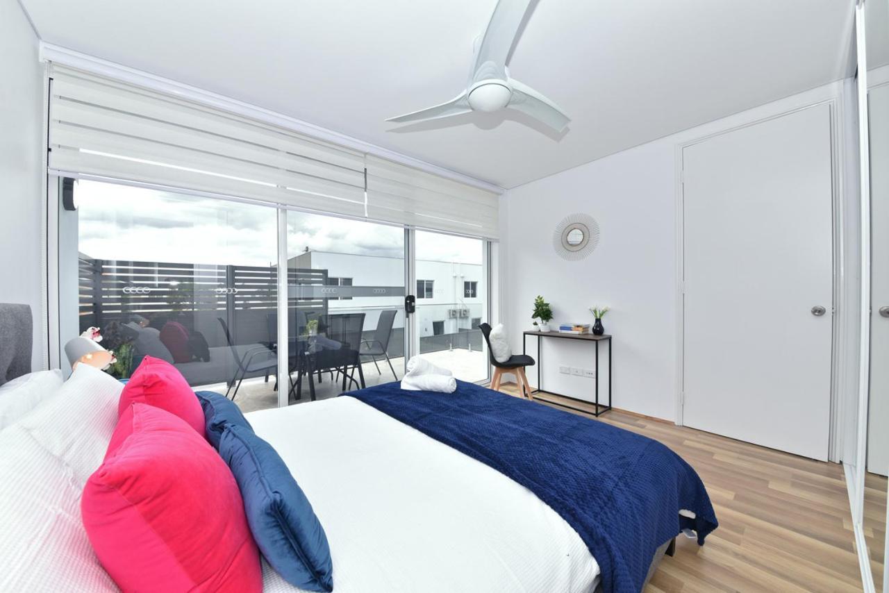 2X2 Modern Apartment Near Airport And City 퍼스 외부 사진