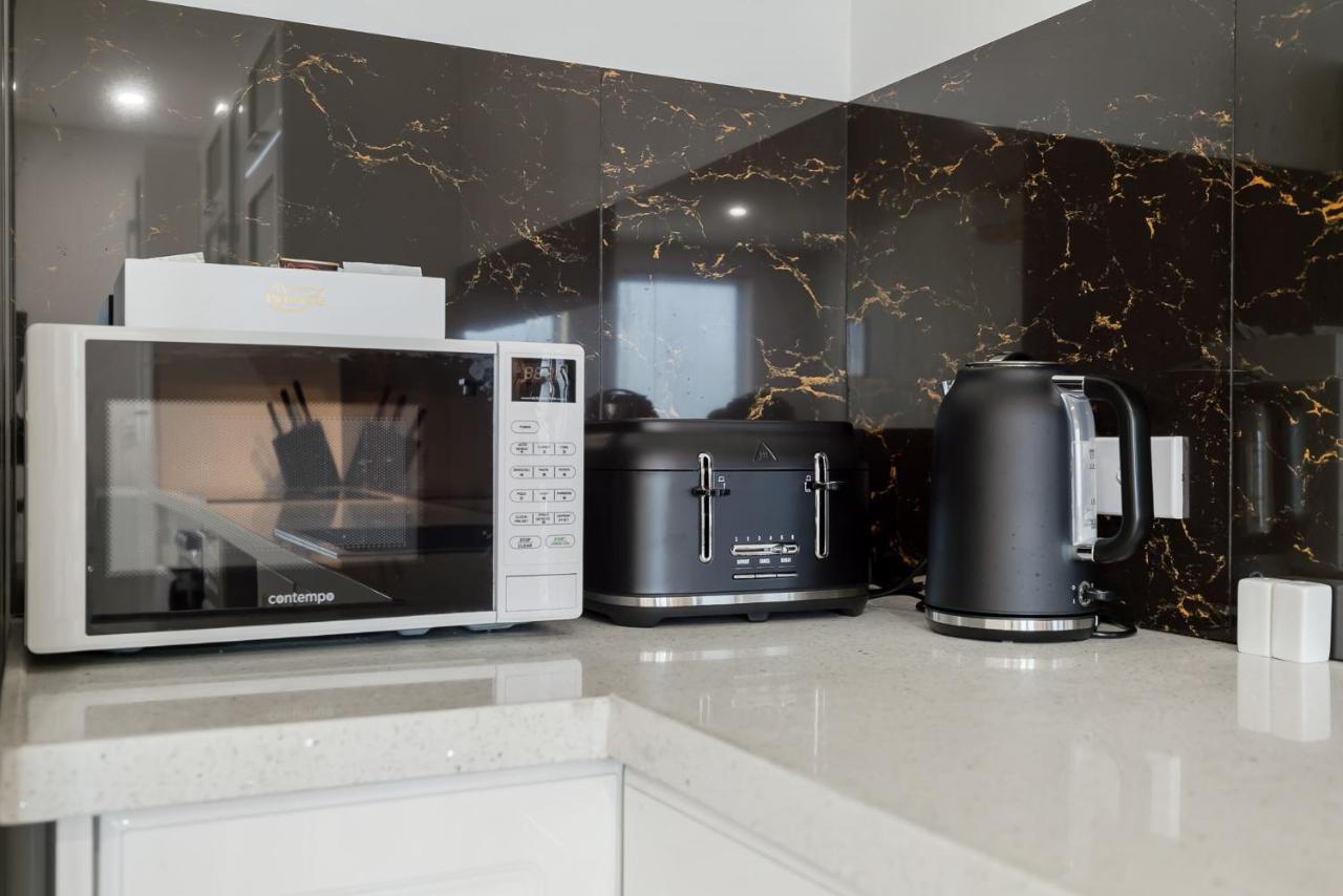 2X2 Modern Apartment Near Airport And City 퍼스 외부 사진