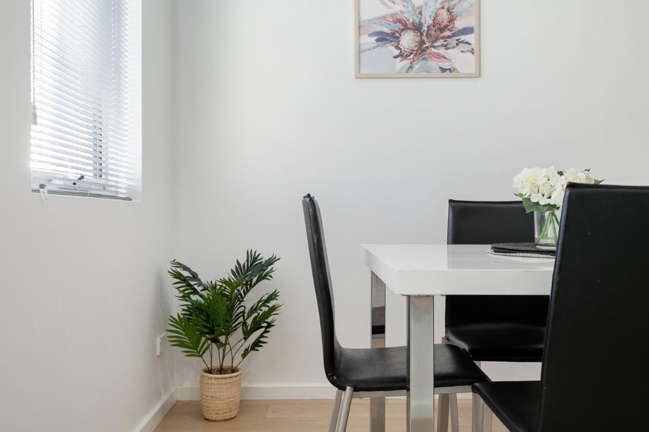 2X2 Modern Apartment Near Airport And City 퍼스 외부 사진